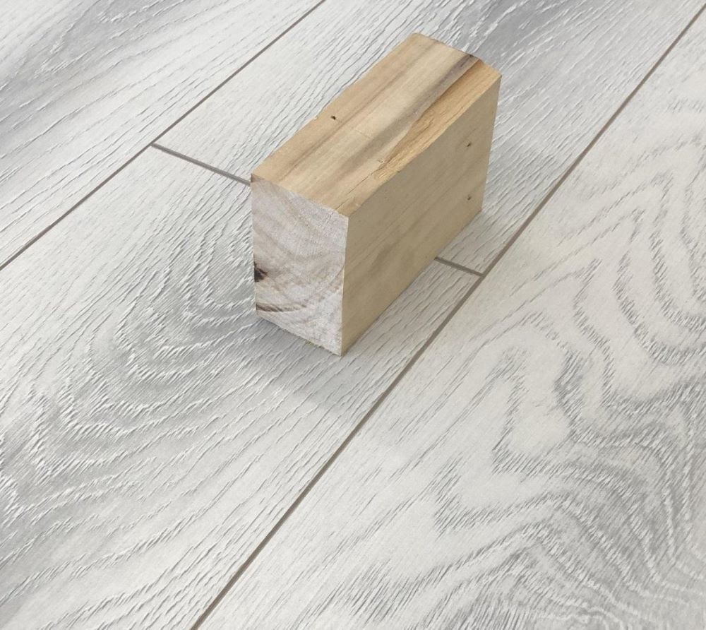 Ламинат "SunFloor" 8/32 4V Вяз Бейкер 36 (1380*193*8 мм) — купить в Каменске-Уральском