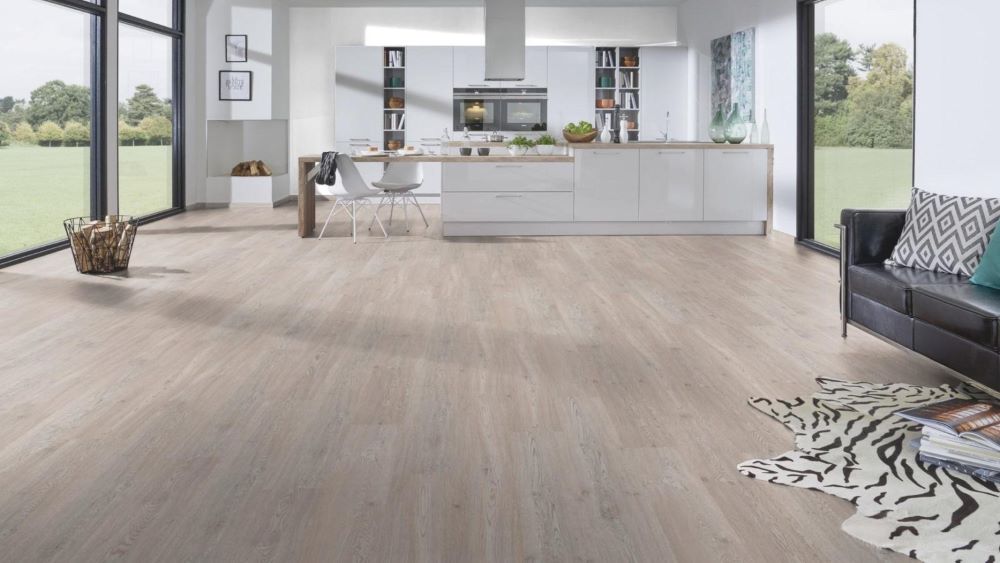 Ламинат Дуб Белый Масляный 33 класс "Krono original" Forte Classic 5552 oak (1285*192*8 мм) — купить в Каменске-Уральском