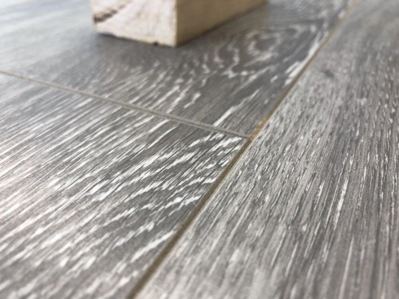 Ламинат "SunFloor" 8/32 4V Дуб Гвинея 34 (1380*193*8 мм) — купить в Каменске-Уральском