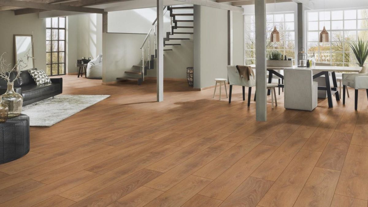 Ламинат "Kronospan" Super Natural Classic Дуб Харлех 8573 (1285*192*8 мм) — купить в Каменске-Уральском